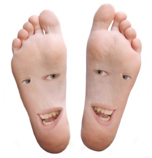 Reflexológiás talpmasszázs: boldogság lábnak, testnek (freeimages / foot-smiling-1-1170082)